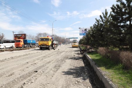 Новые дороги с гарантией: во Владикавказе начался строительный сезон