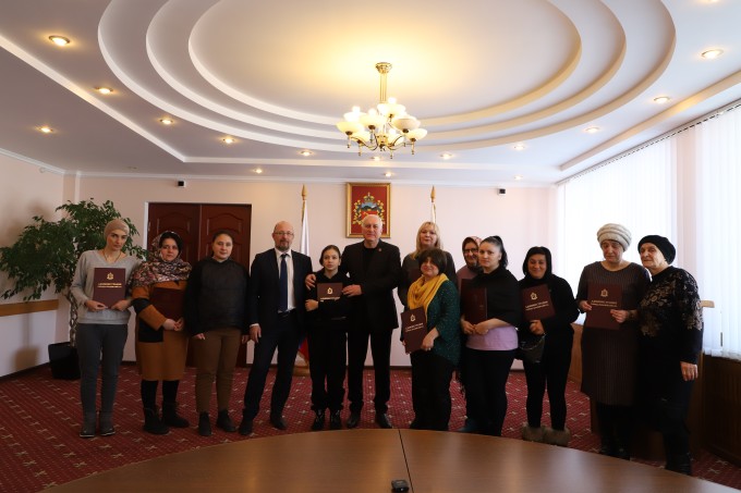 Во Владикавказе десять семей получили сертификаты на улучшение жилищных условий. 