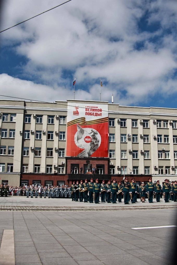 Во Владикавказе на площади Свободы прошел Парад Победы в ознаменование 80-летия Победы в Великой Отечественной войне.