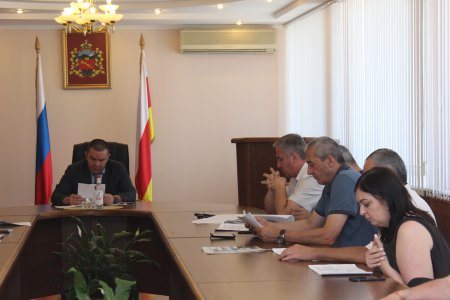 В АМС г.Владикавказа состоялось заседание по противодействию коррупции 