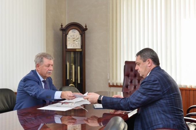  Русланбек Икаев предложил Михаилу Шаталову вновь возглавить Общественный совет 