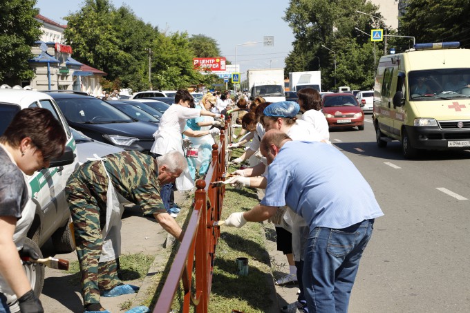 В столице Северной Осетии состоялся масштабный субботник