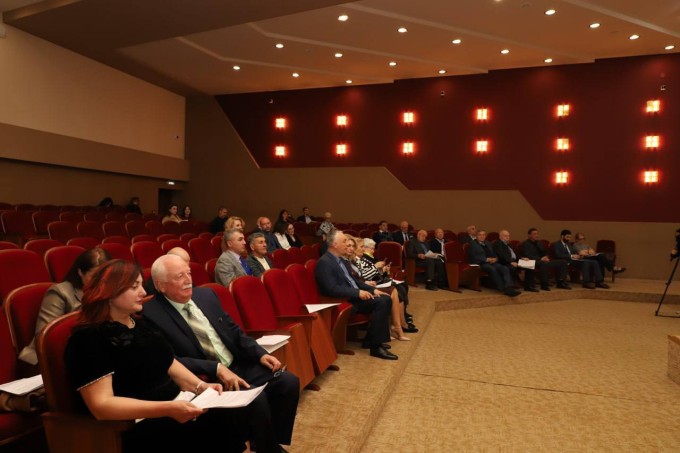 В городской администрации прошло заседание Общественного совета МО г. Владикавказ под председательством Вячеслава Атаева 