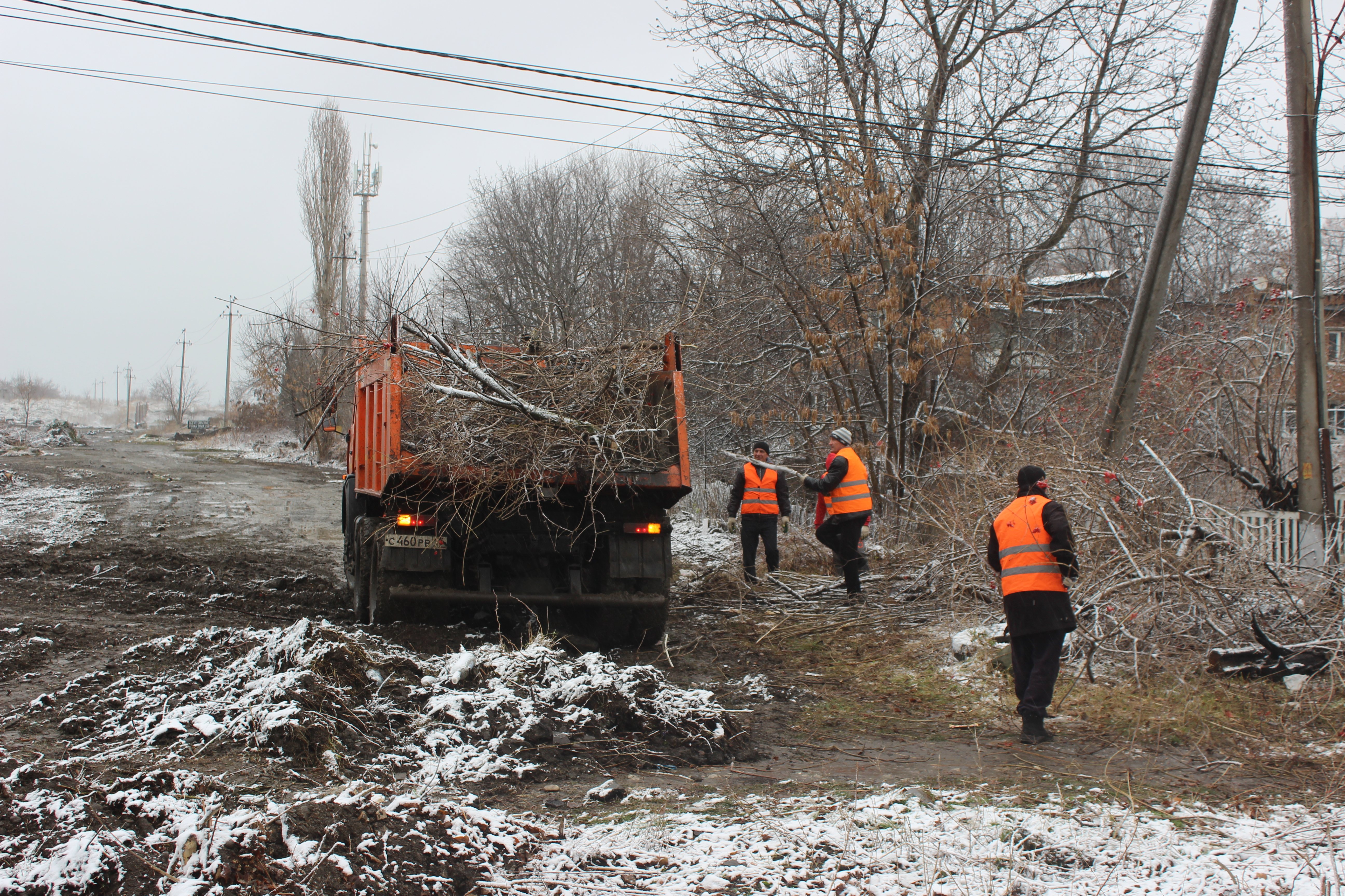 Работы по благоустройству на Карцинском  шоссе близятся к завершению