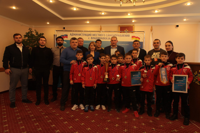 ФК «Барс» заняли первое место на турнире Christmas Holidays Cup 2021