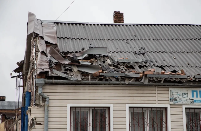 Вячеслав Мильдзихов: сегодня пообщался с жителями, чьи дома пострадали от взрыва складских помещений в Партизанском переулке.