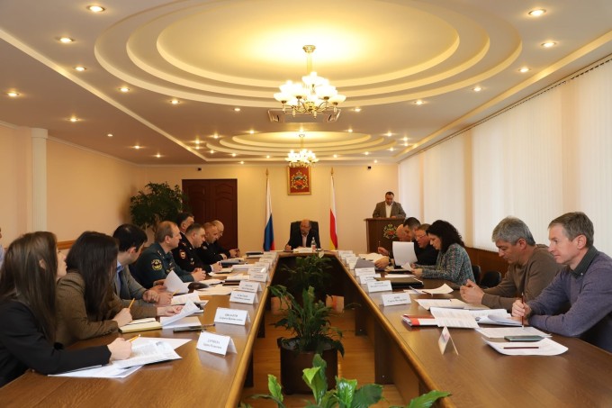 В администрации города состоялось совместное заседание Антитеррористической комиссии МО г. Владикавказ и Оперативной группы.