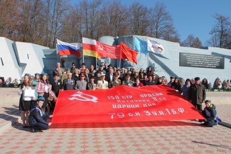 Сотрудники Правобережной префектуры провели памятное мероприятие, посвященное 75 годовщине битвы за Кавказ