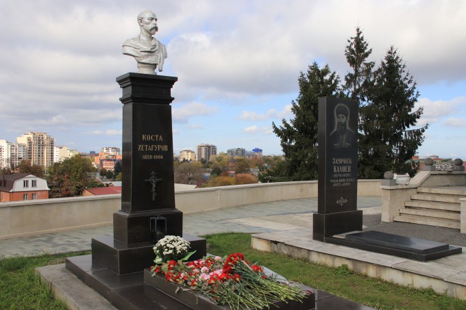 Во Владикавказе начались мероприятия, приуроченные к 166-й годовщине со дня рождения Коста Хетагурова