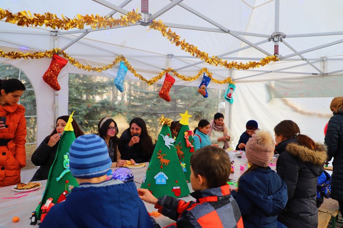 Более тысячи юных владикавказцев посетили мастерские Деда Мороза в праздничные выходные