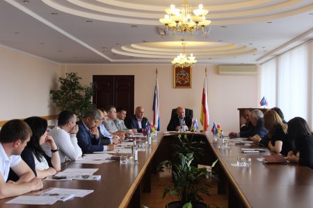 В АМС Владикавказа прошло совещание по реализации проекта «Управдом»