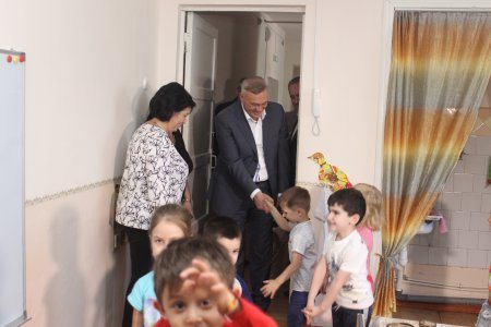  Борис Албегов посетил детские сады, нуждающиеся в реконструкции