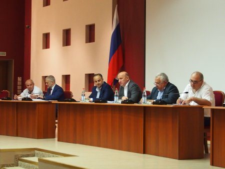 Во Владикавказе обсудили ход подготовки к отопительному сезону