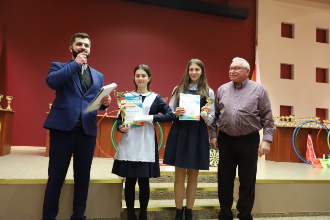 Во Владикавказе прошло награждение призеров и победителей «Школьных игр-2019»
