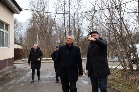 Борис Албегов провел утренний рейд по улицам Владикавказа