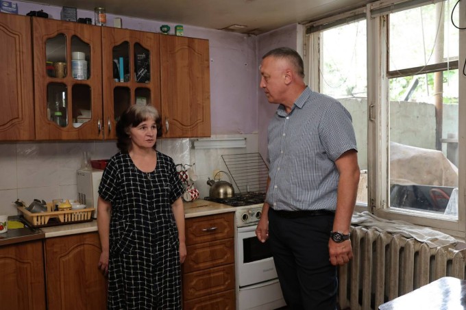 Помогаем многодетным и малообеспеченным семьям