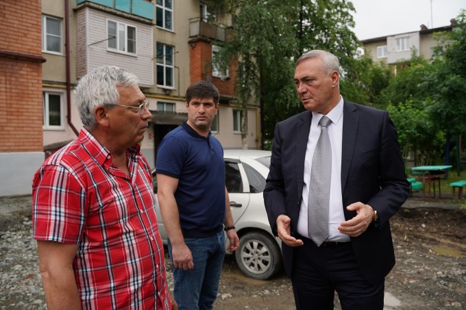 Борис Албегов: «Мы стараемся учитывать все пожелания горожан»