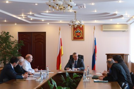 Борис Албегов: Администрация Владикавказа будет требовать от «Тепловых сетей» выполнения подряда в срок и в лучшем качестве