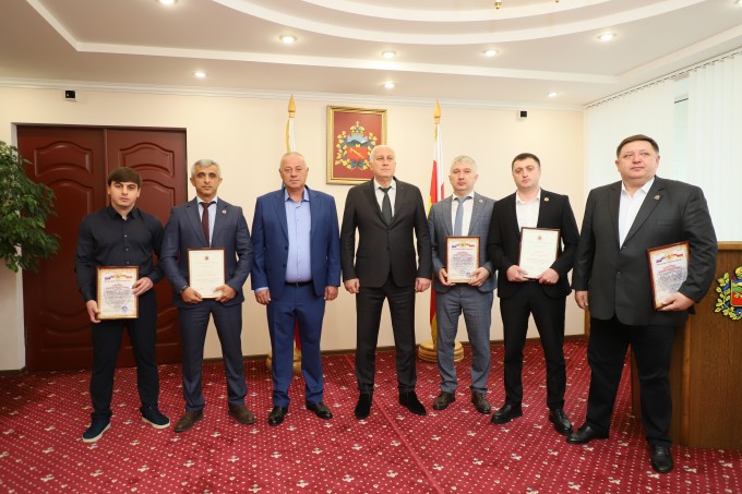 В знак признания