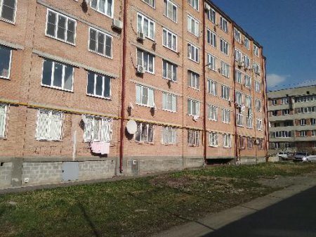 На ул. Владикавказской жители  демонтировали детскую площадку