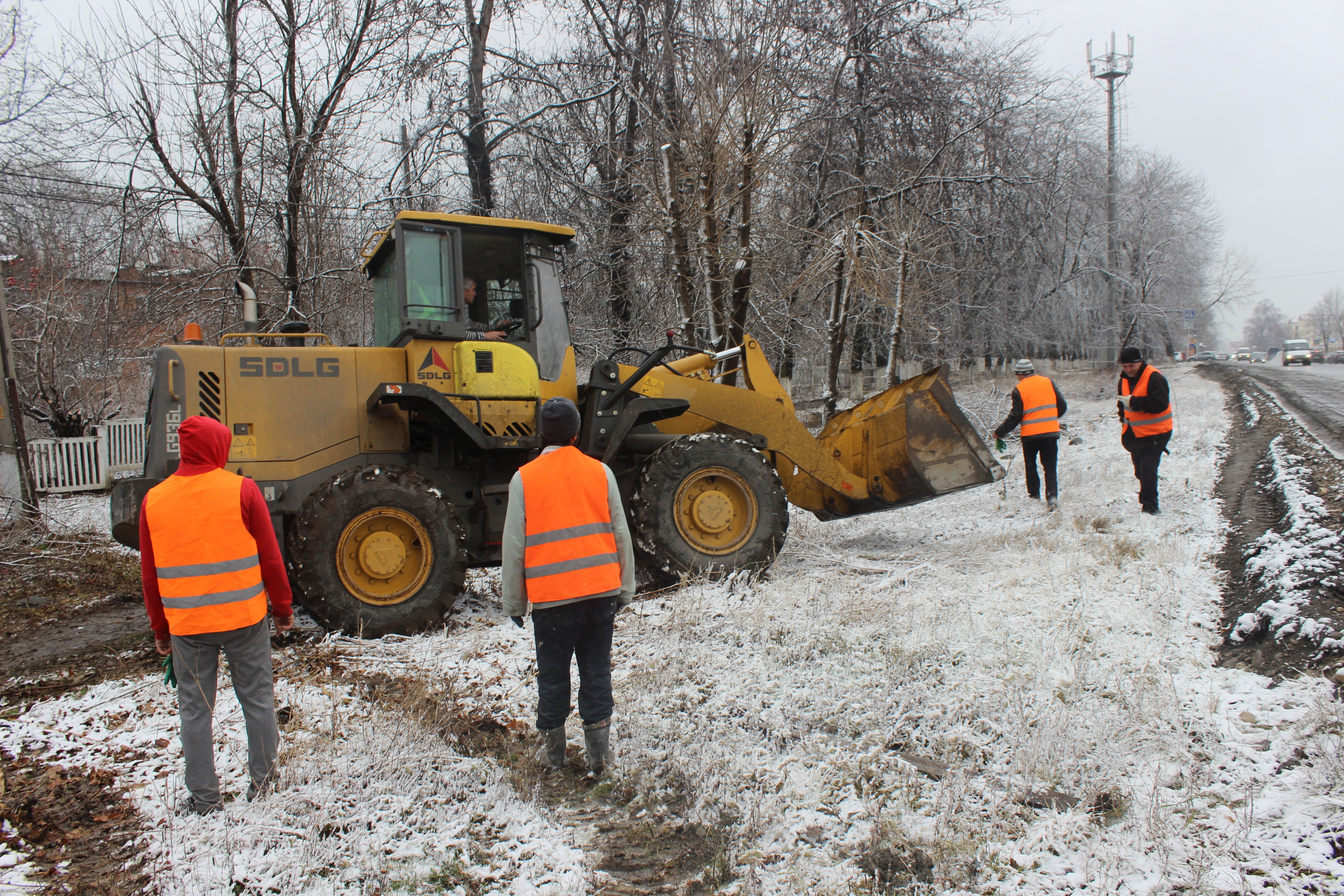Работы по благоустройству на Карцинском  шоссе близятся к завершению