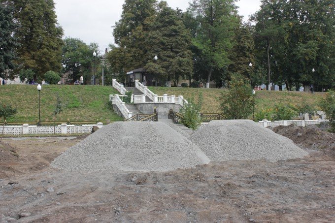 Во Владикавказе начались работы по реконструкции набережной 