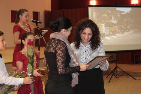 Во Владикавказе наградили работников дошкольного образования